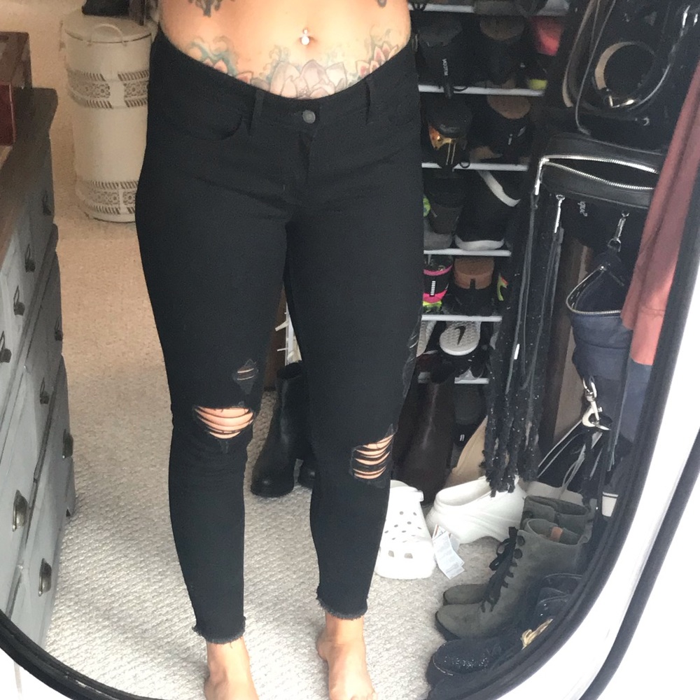HOLLISTER Skinny Crop Distressed Ankle Jeans
